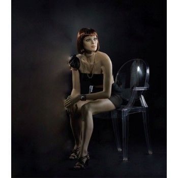 Mannequin femme réaliste assis Runway MA-1-B perruque et maquillé