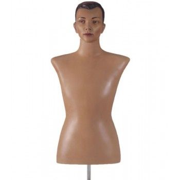 Busto da ragazzo piuttosto retrò 4